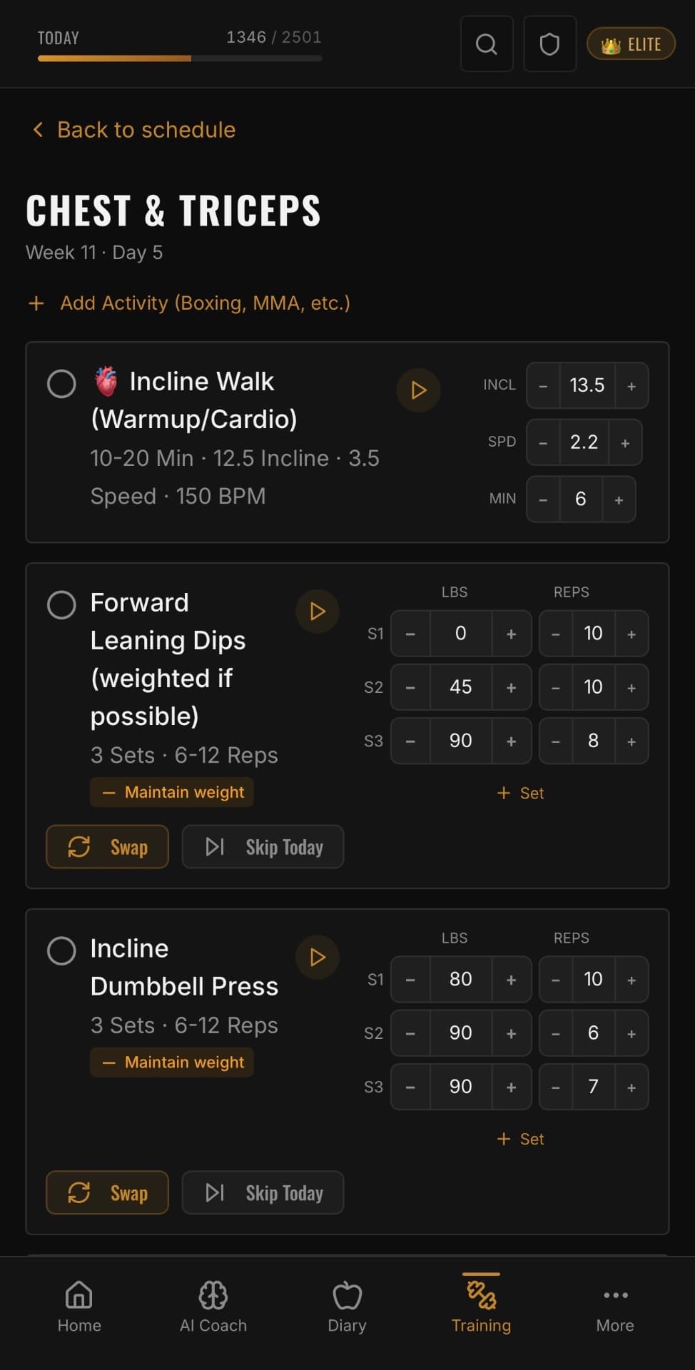 Hot Dad Club workout tracking screen